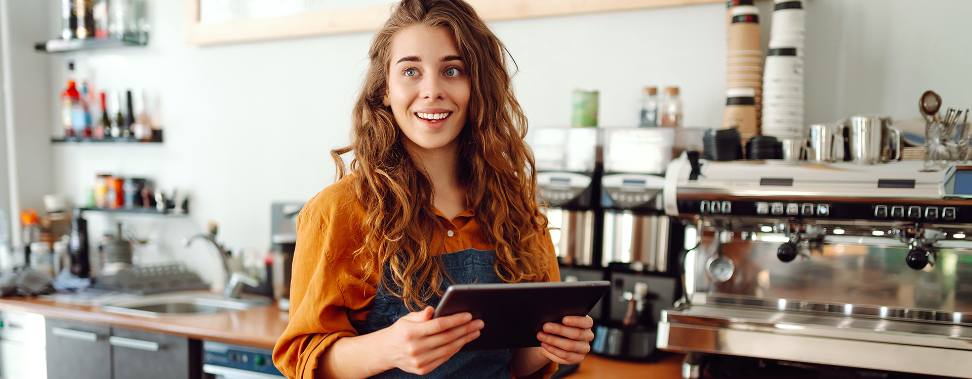 KTL Staffing a person working in a restaurant or bar